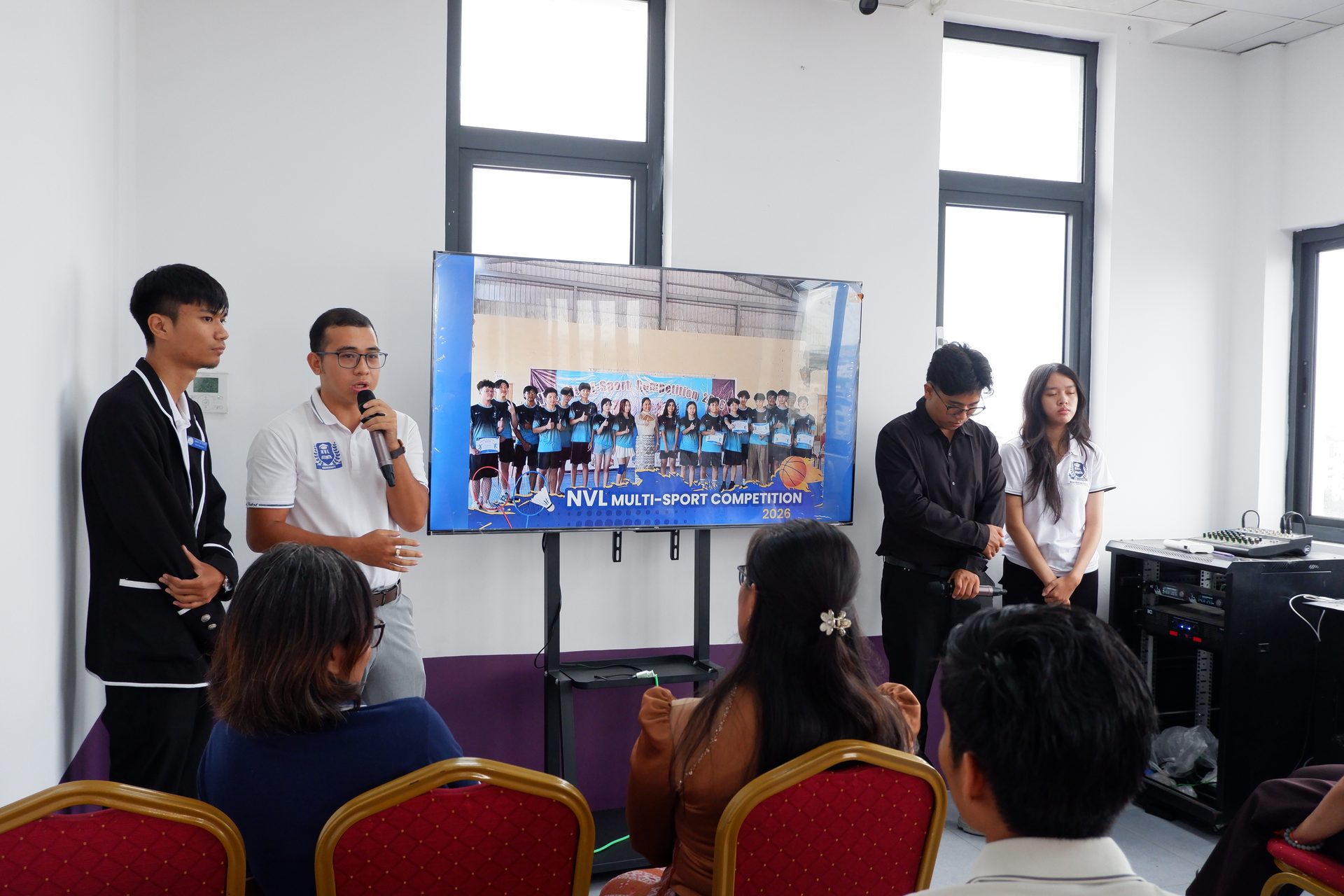 College orientation presentation